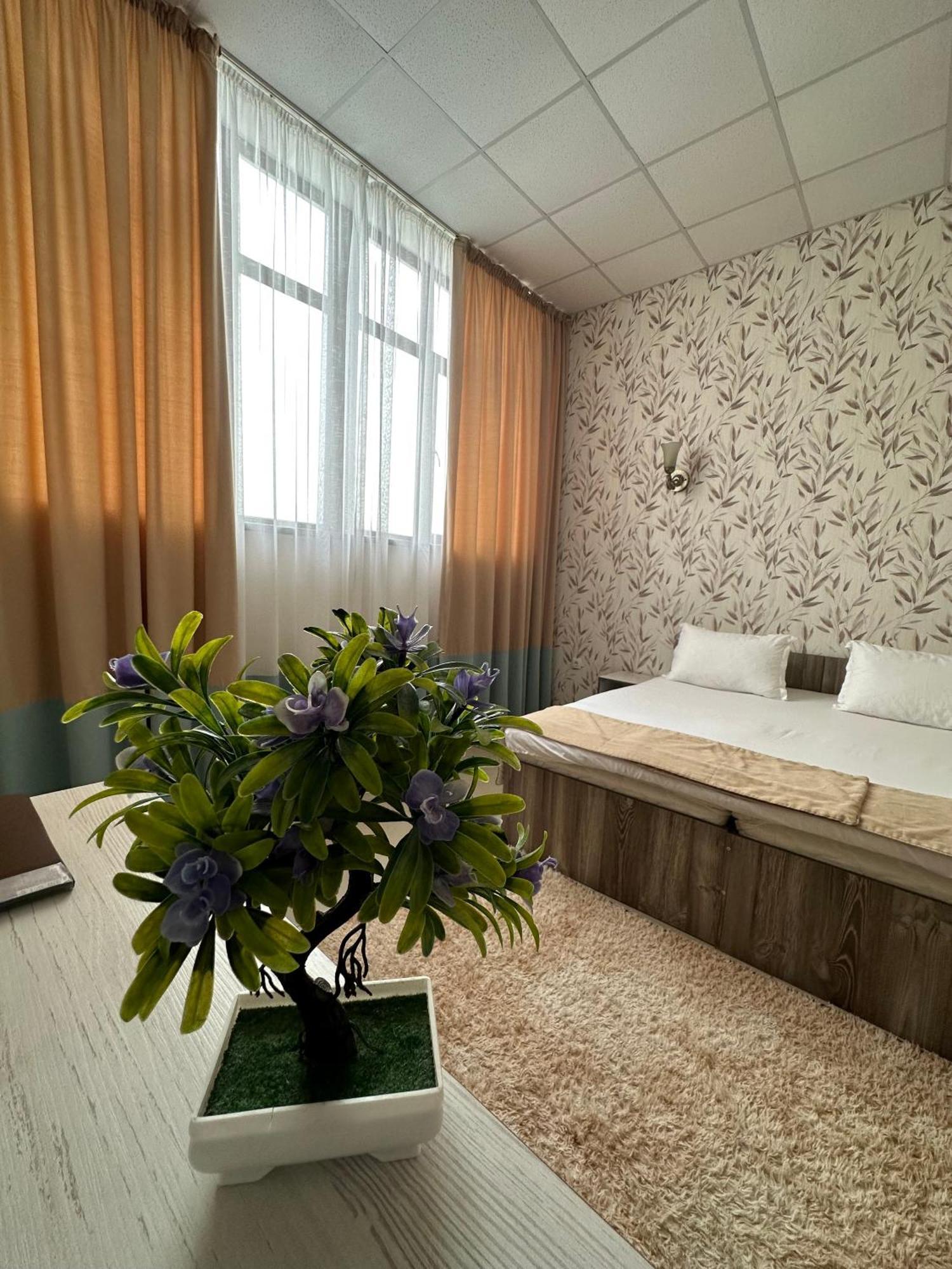 Tarlan Hotel Aktav Dış mekan fotoğraf